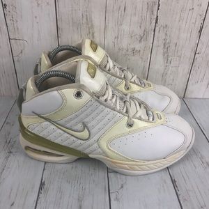 Vintage Nike Max Air Uptempo 2004 White Sneakers